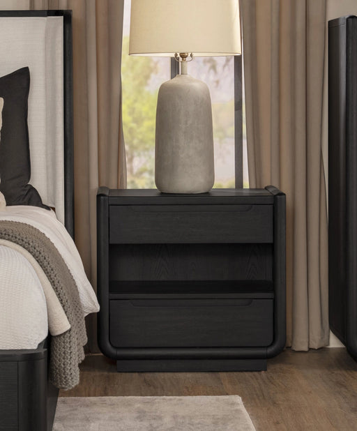 leandro-nightstand