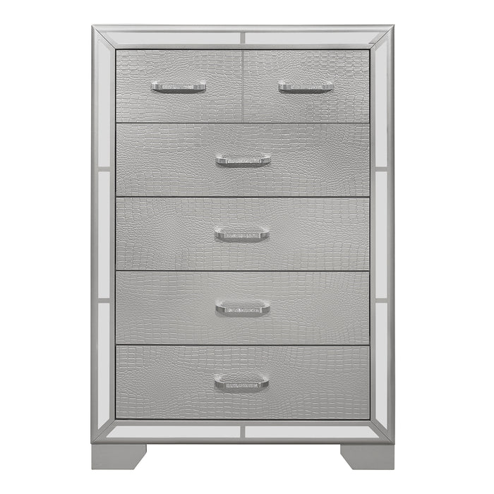 Aveline Chest SILVER