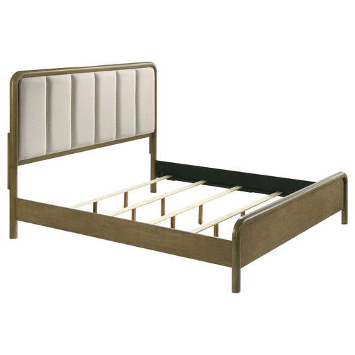 amsbury-california-king-eking-queen-bed
