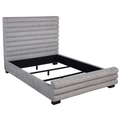 patricia-panel-bed