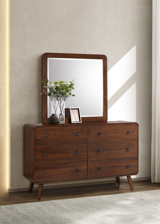robyn-dresser-with-mirror