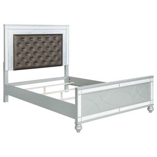 g223213-c-king-eking-queen-bed
