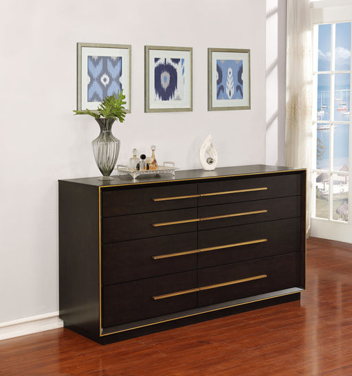 g223263-dresser