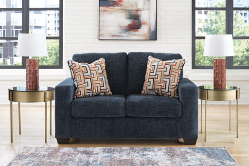 aviemore-loveseat