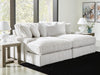 stupendous-super-chaise