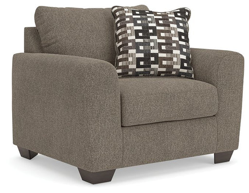 triston-peaks-oversized-chair