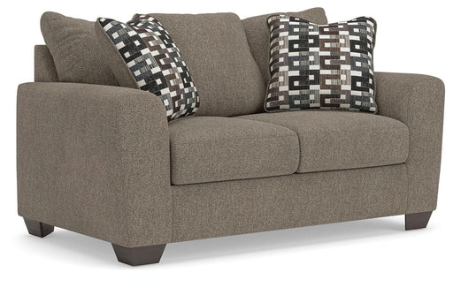 triston-peaks-loveseat