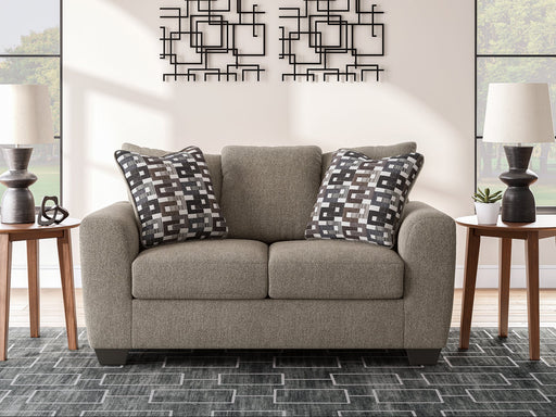 triston-peaks-loveseat