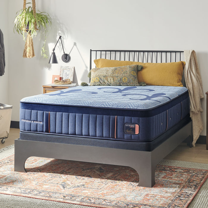 Stearns & Foster® Lux Hybrid Elite Medium