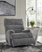 man-fort-recliner