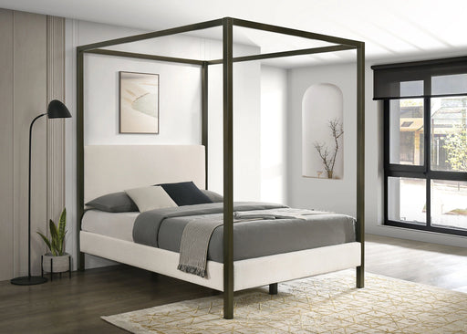 monroe-canopy-panel-platform-bed
