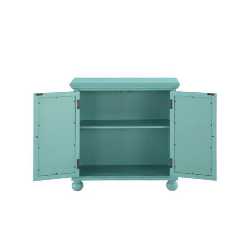poppy-accent-chest