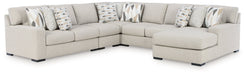 laurelgrove-sectional-with-chaise