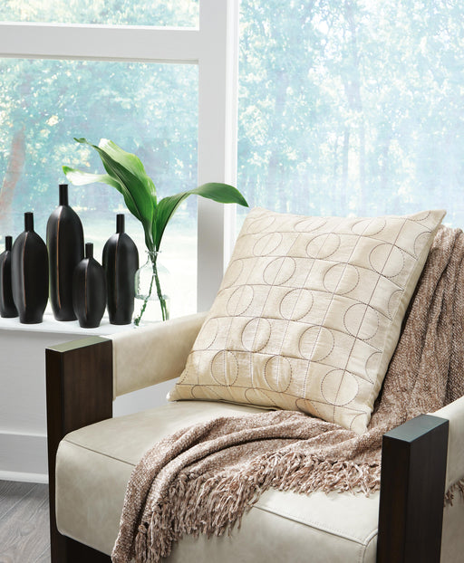 kydner-pillow-set-of-4