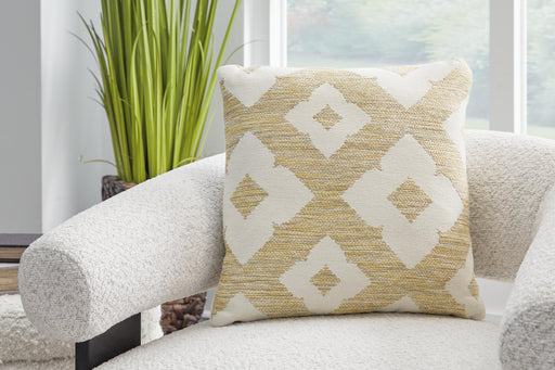 brockner-next-gen-nuvella-pillow