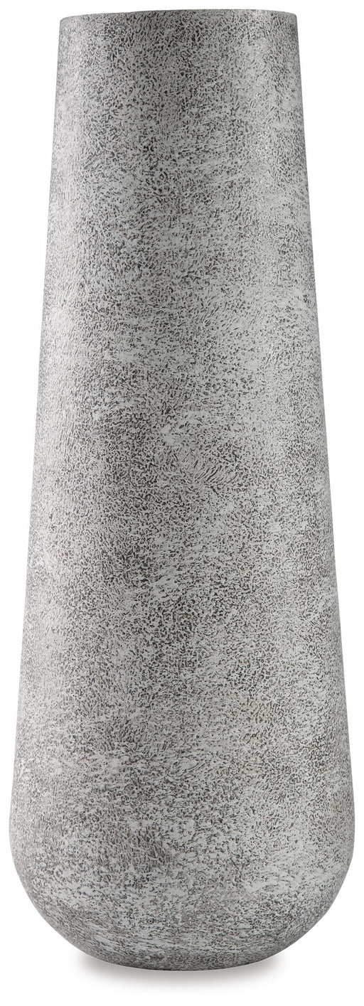 fynn-vase
