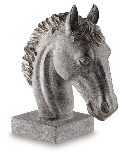 carnlow-sculpture