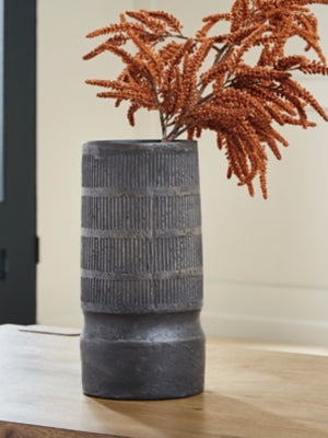 beninworth-vase