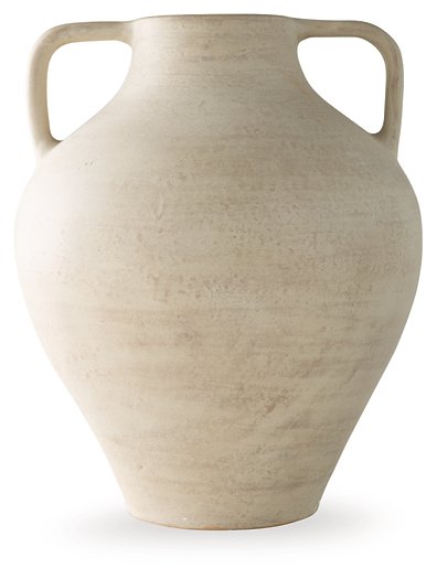 Justy Vase
