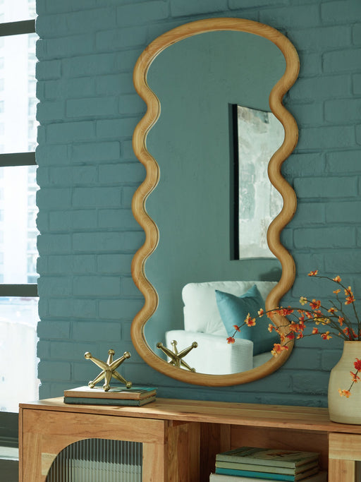 serendis-accent-mirror