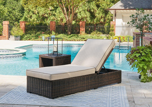 coastline-bay-outdoor-chaise-lounge-with-cushion