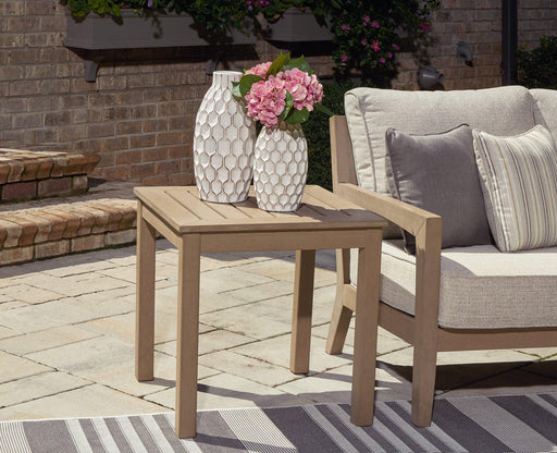 hallow-creek-outdoor-end-table