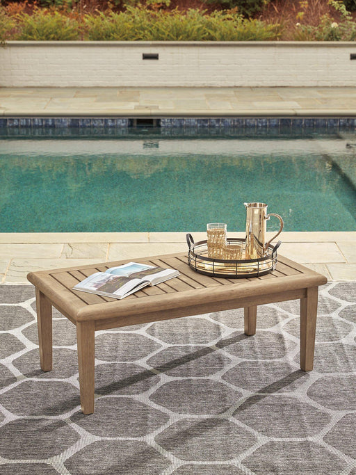 gerianne-outdoor-occasional-table-set