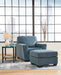 cashton-living-room-set