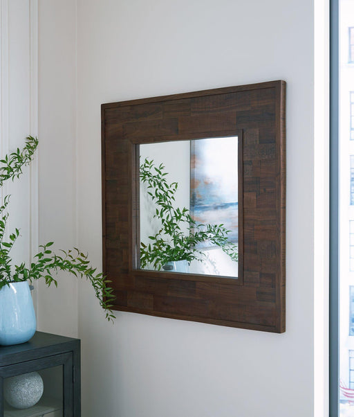 hensington-accent-mirror