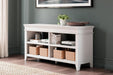 kanwyn-credenza