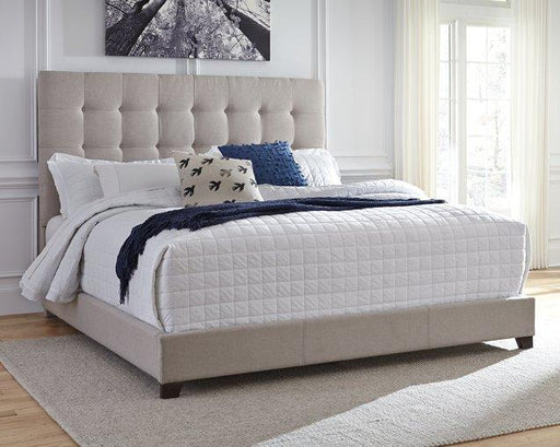 dolante-upholstered-bed