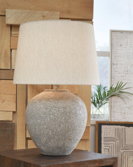 dreward-table-lamp