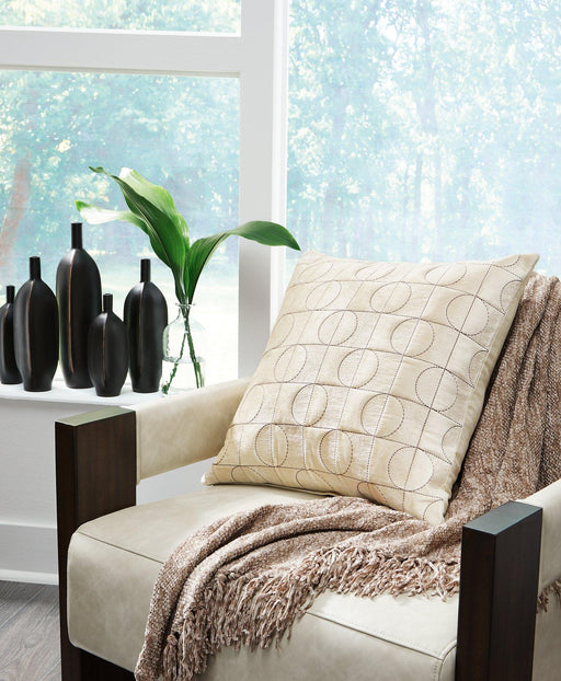 kydner-pillow-set-of-4