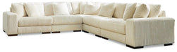 lindyn-sectional