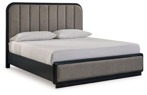 rowanbeck-upholstered-bed