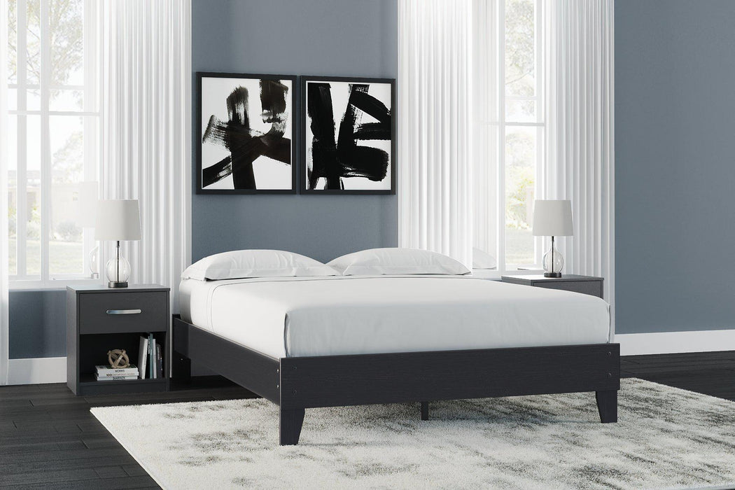 Finch Queen Panel Platform Bed