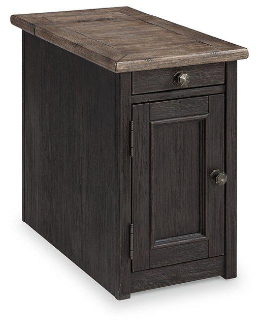 tyler-creek-chairside-end-table-with-usb-ports-outlets