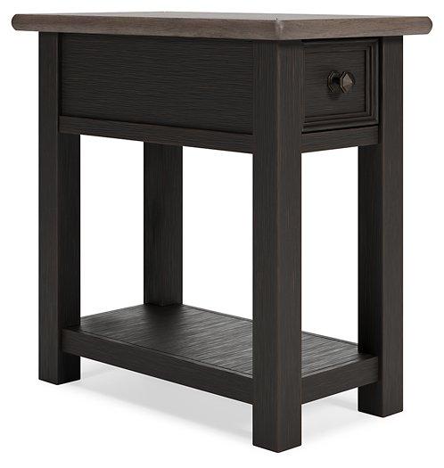 tyler-creek-chairside-end-table