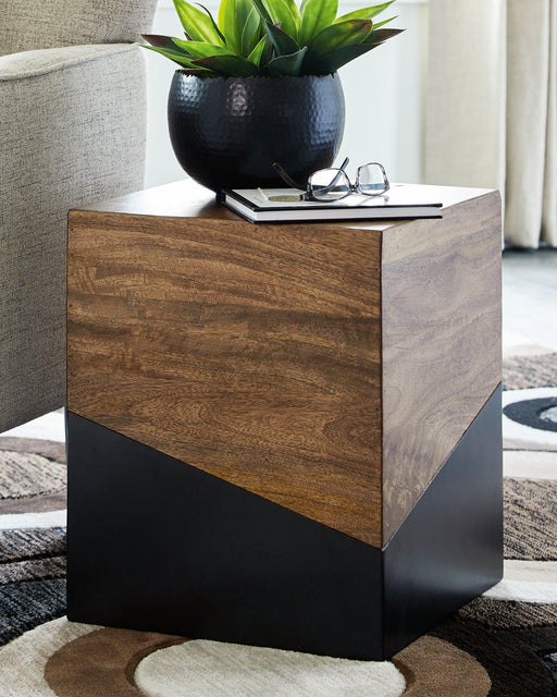 trailbend-accent-table