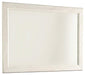 willowton-bedroom-mirror