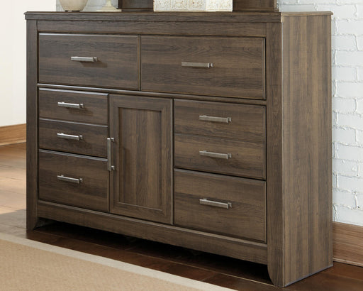 juararo-dresser