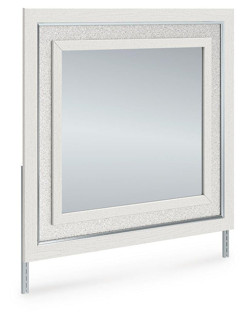 zuraleus-bedroom-mirror