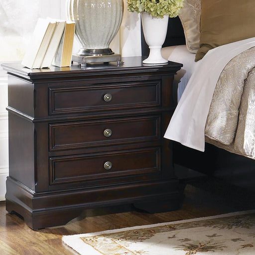 cambridge-three-drawer-nightstand