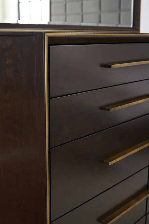 g223263-dresser