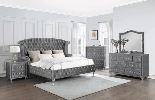 deanna-bedroom-traditional-metallic-queen-bed