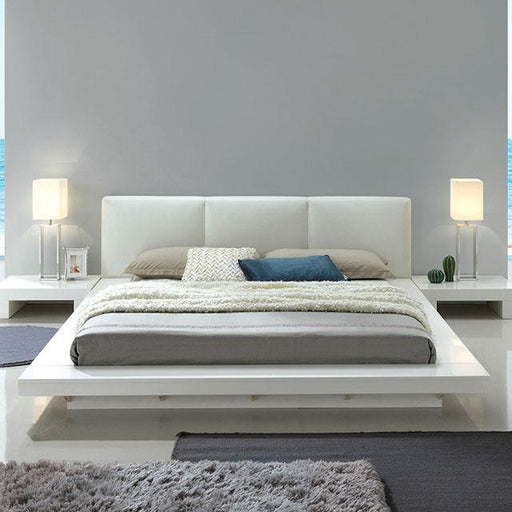 christie-glossy-white-calking-bed