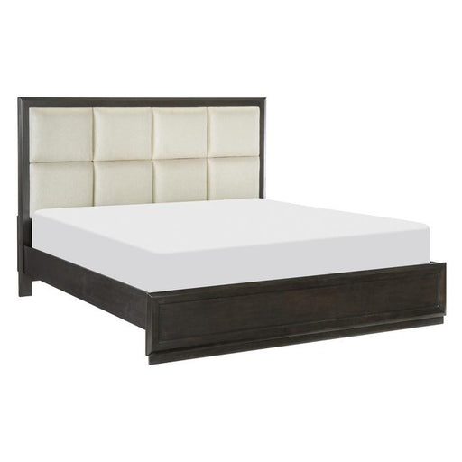 hodgin-3-queen-platform-bed