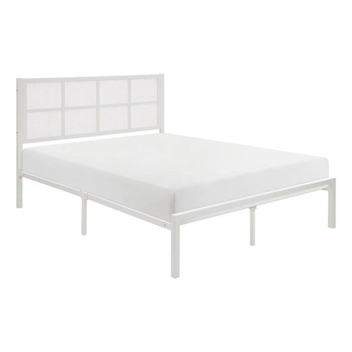 1635wh-1-bedroom-queen-platform-bed