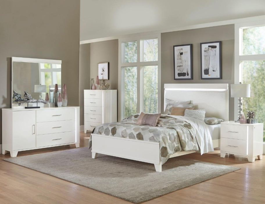 Kerren Queen Platform Bed in White 1678W-1