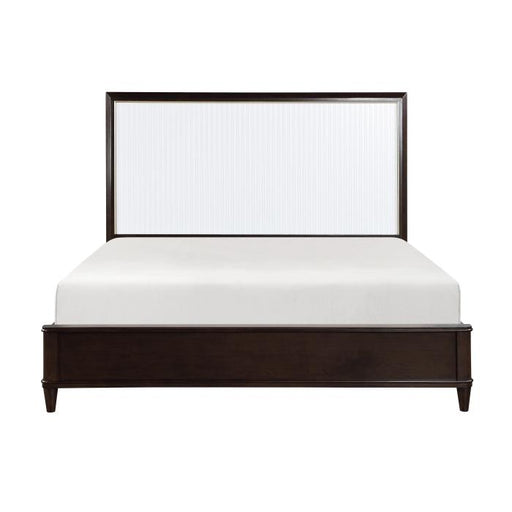 niles-3-queen-bed